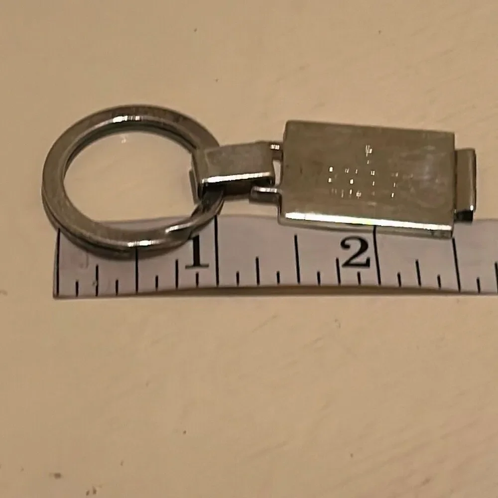 Gucci Silver Tone Logo Tag Keyring Keychain Luxe Minimalist Everyday Key Holder